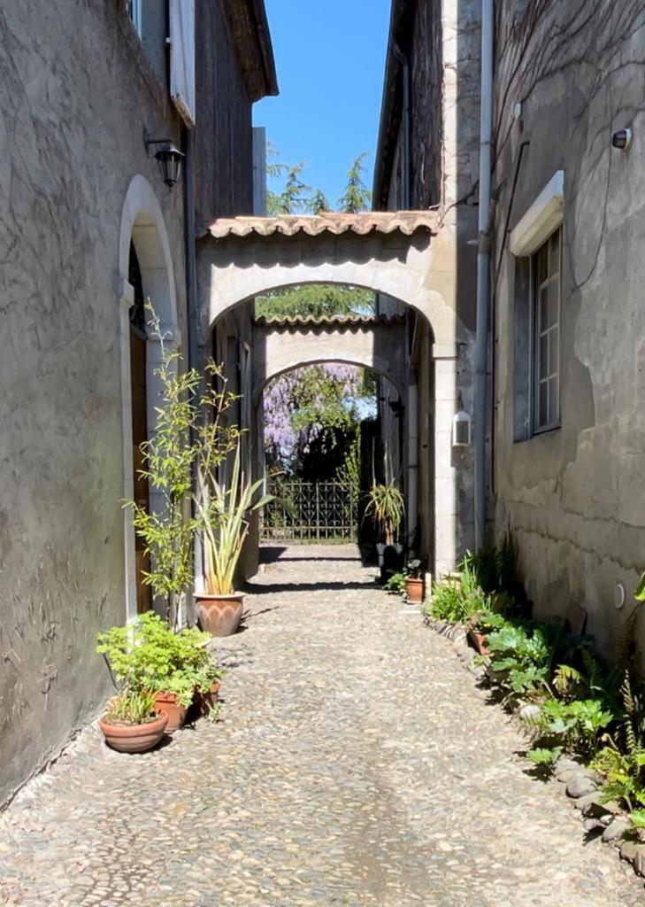 مبيت وإفطار أورثيز Jardin Des Remparts المظهر الخارجي الصورة