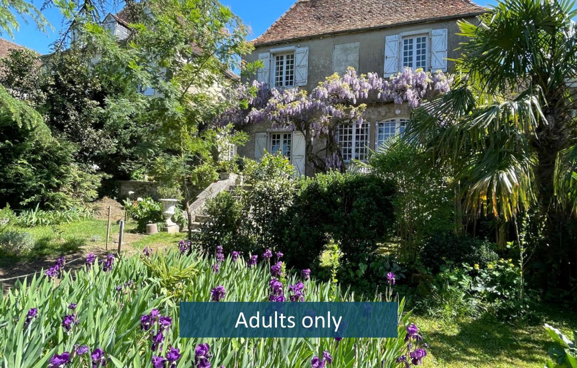 مبيت وإفطار أورثيز Jardin Des Remparts المظهر الخارجي الصورة